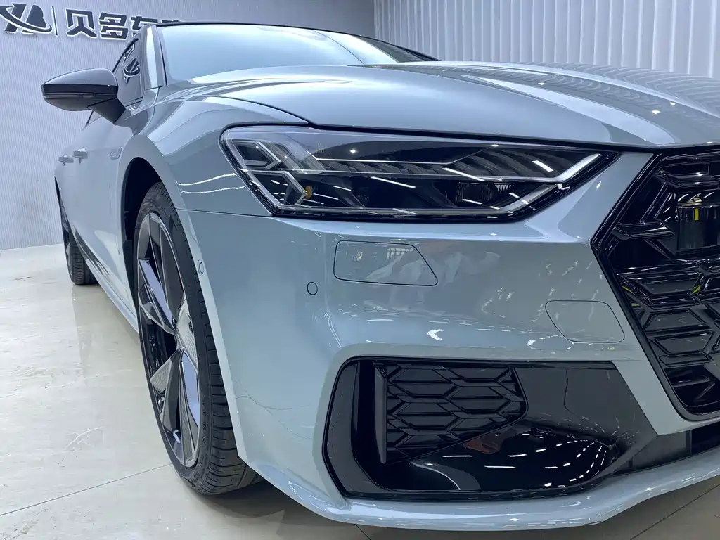 Audi A7L 2025 — фото 15