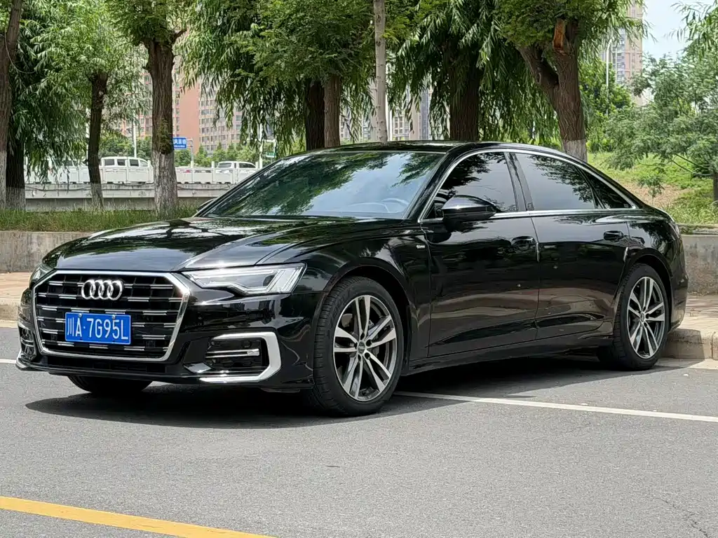 Audi A6L 2021 — фото 1