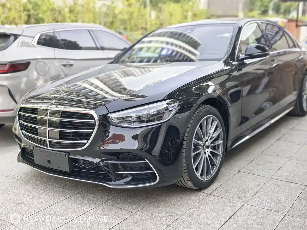 Mercedes-Benz S-Class — фото 1
