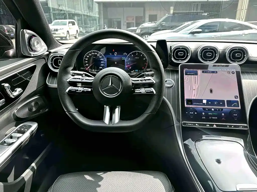 Mercedes-Benz C-Class 2022 — фото 7