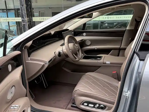 Stelato S9 2025