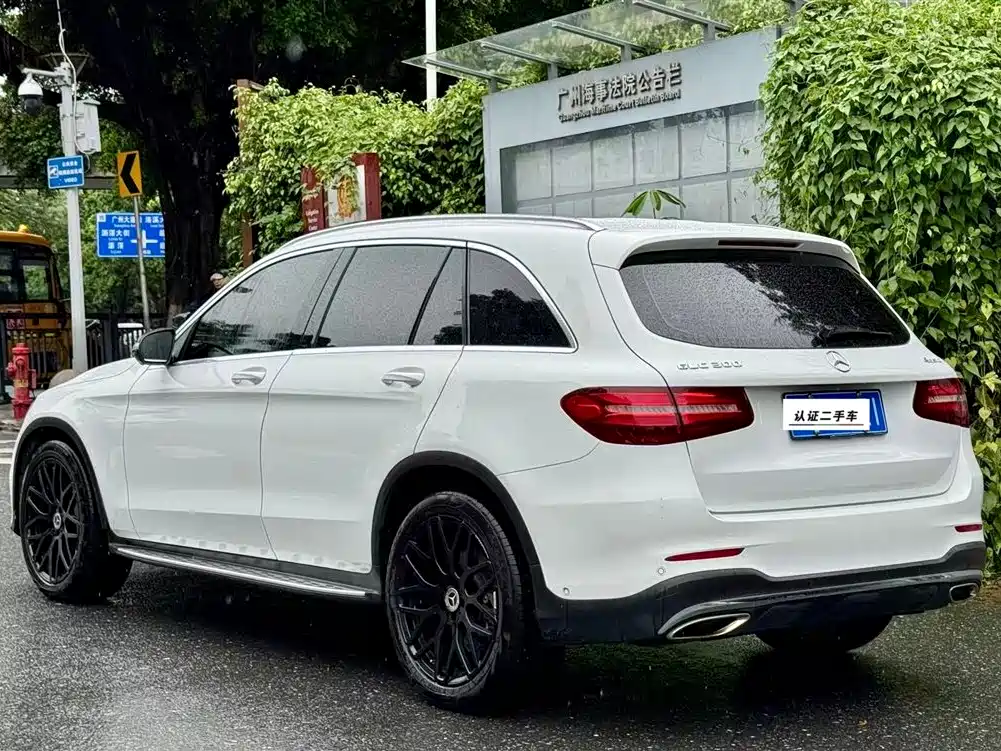 Mercedes-Benz GLC 2017 — фото 3