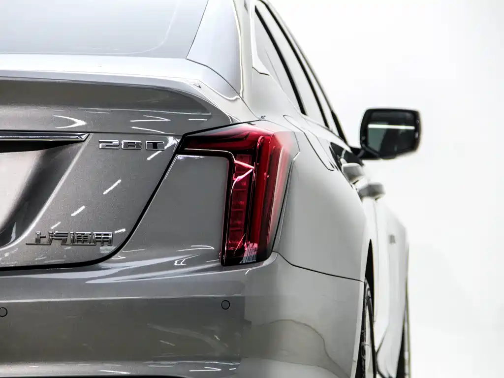 Cadillac CT5 2023 — фото 8