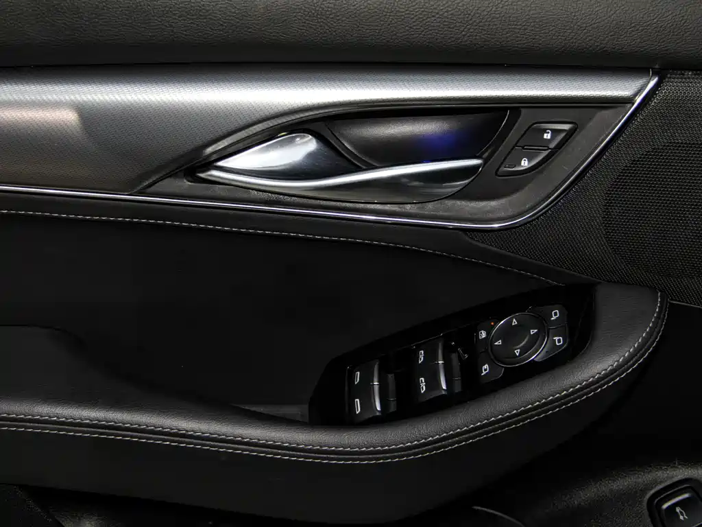 Cadillac CT5 2023 — фото 16