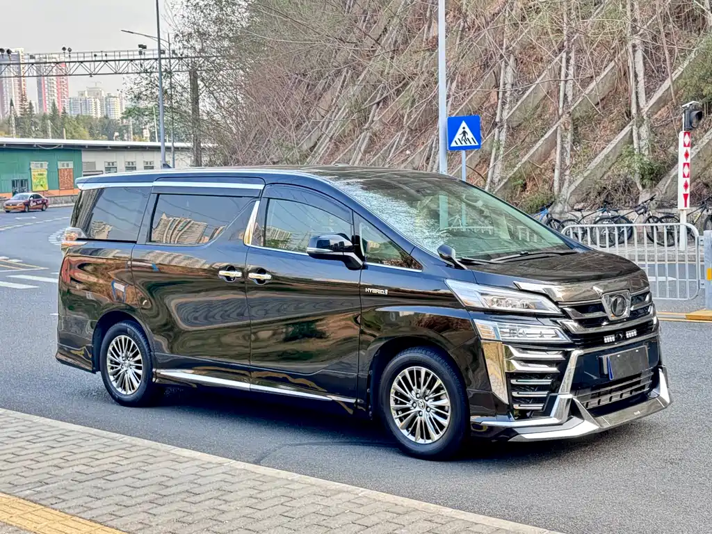 Toyota Vellfire 2020 — фото 3