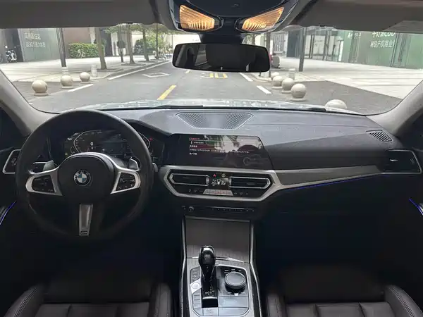 BMW 3 Series 2021