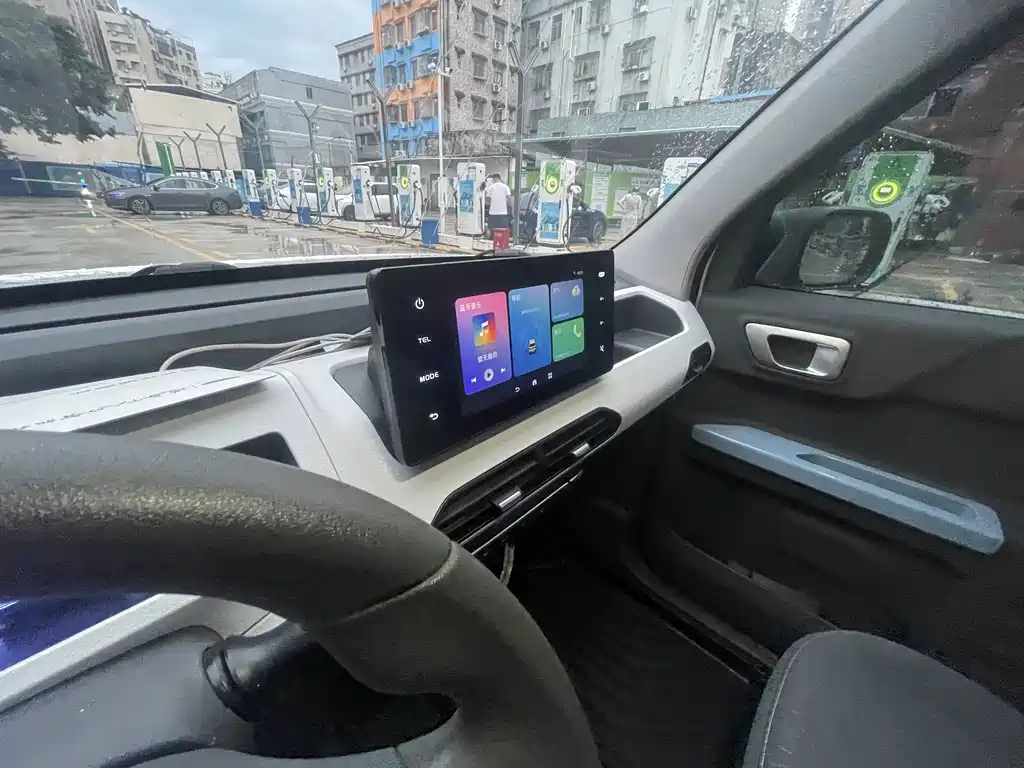 Geely Galaxy Panda 2023 — фото 10