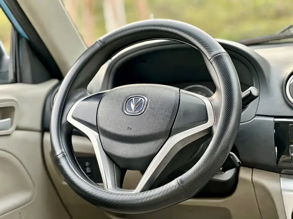 Changan V3 2014 — фото 20