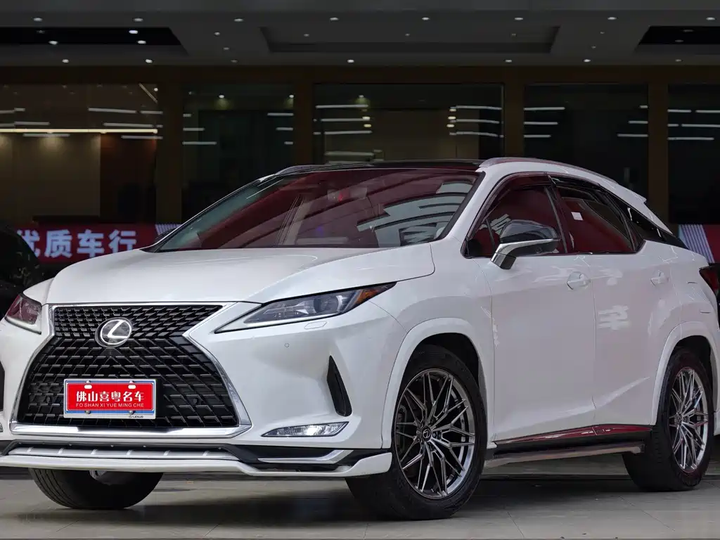 Lexus RX 2019 — фото 1