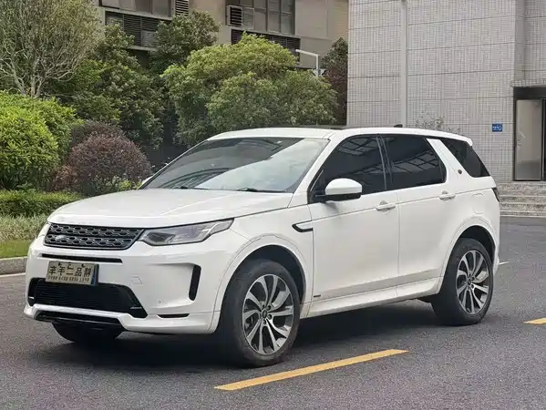 Land Rover Discovery Sport 2021