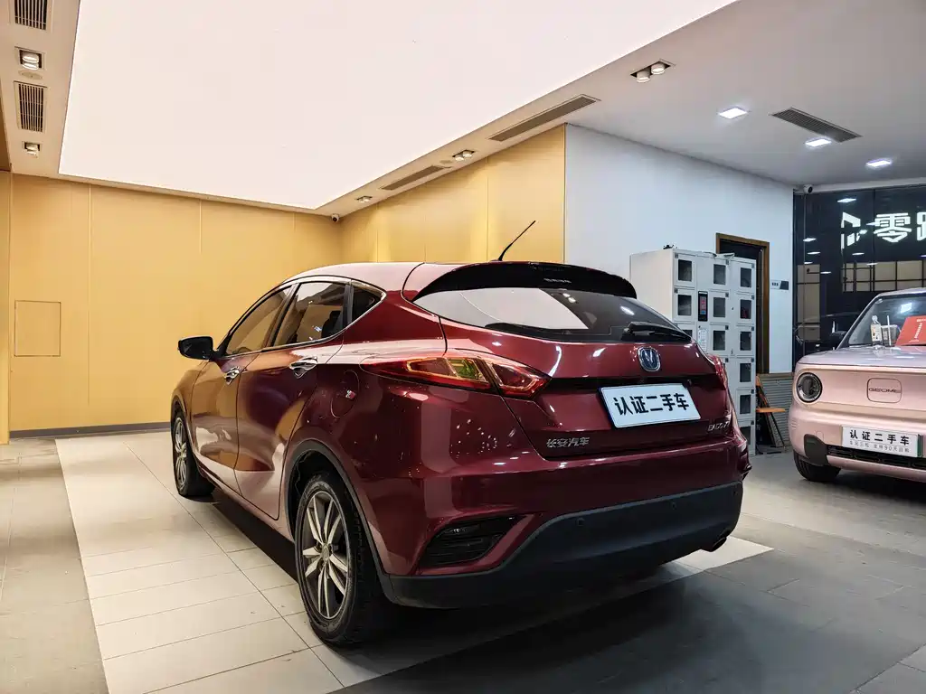 Changan Eado XT 2015 — фото 25