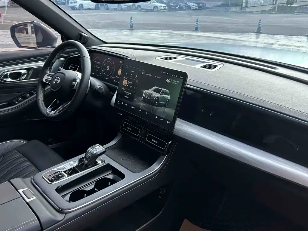 GAC Trumpchi GS8 2023 — фото 15