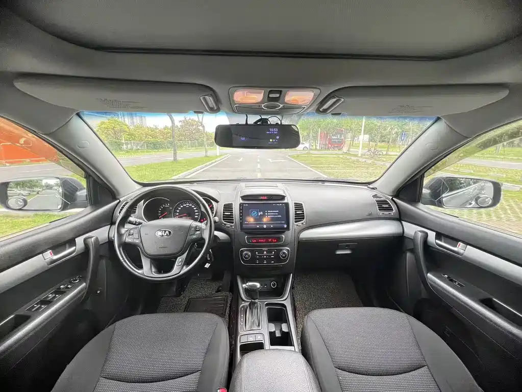 Kia Sorento 2013 — фото 18