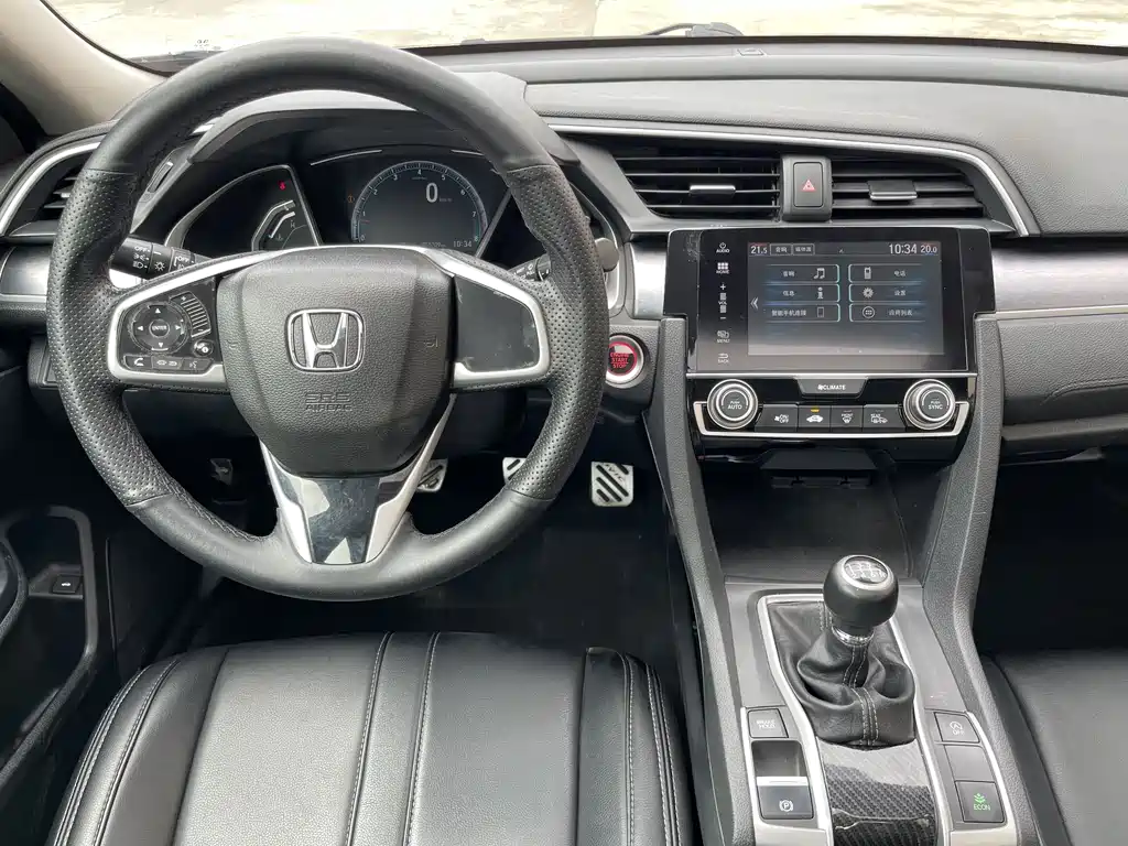 Honda Civic 2018 — фото 13
