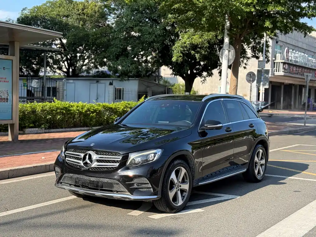 Mercedes-Benz GLC 2017 — фото 1