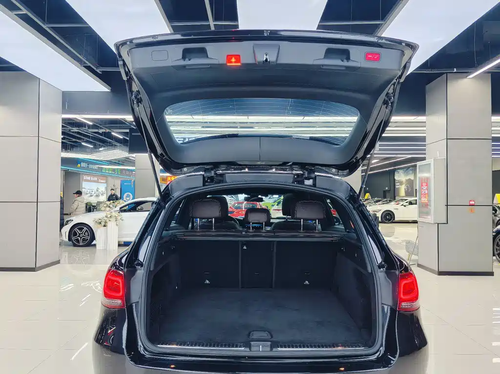 Mercedes-Benz GLC 2021 — фото 18