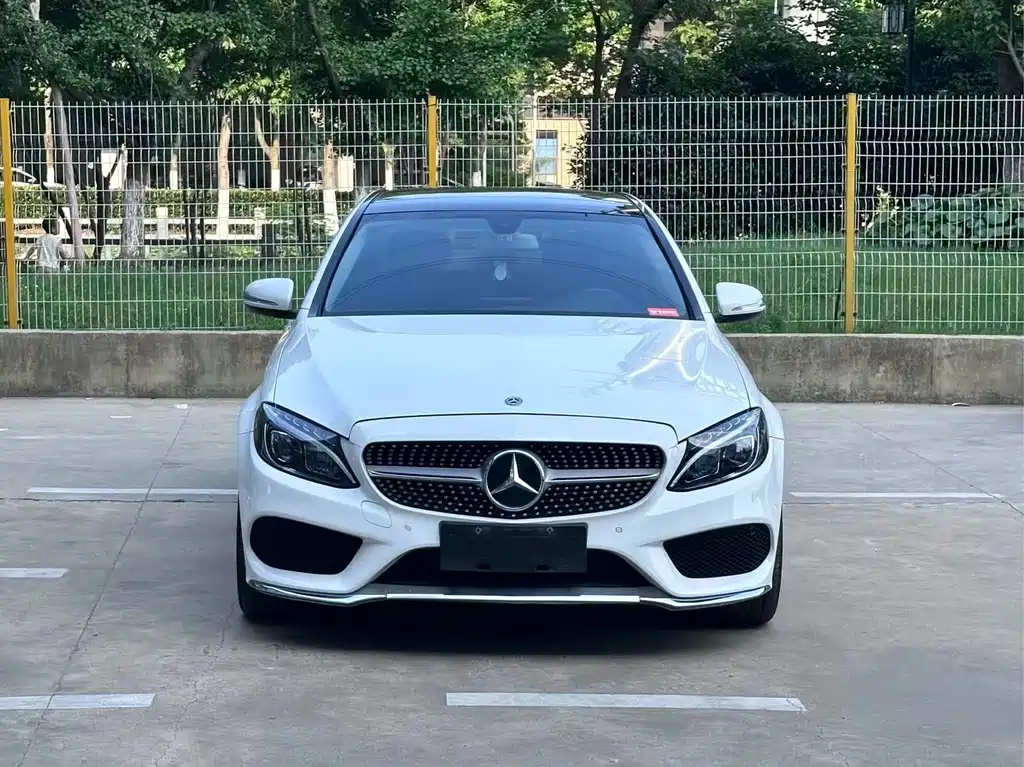 Mercedes-Benz C-Class 2018
