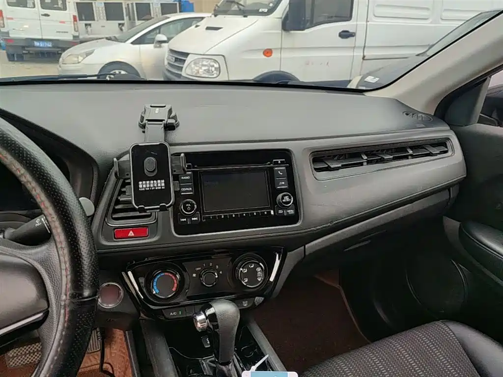 Honda Vezel 2018 — фото 10