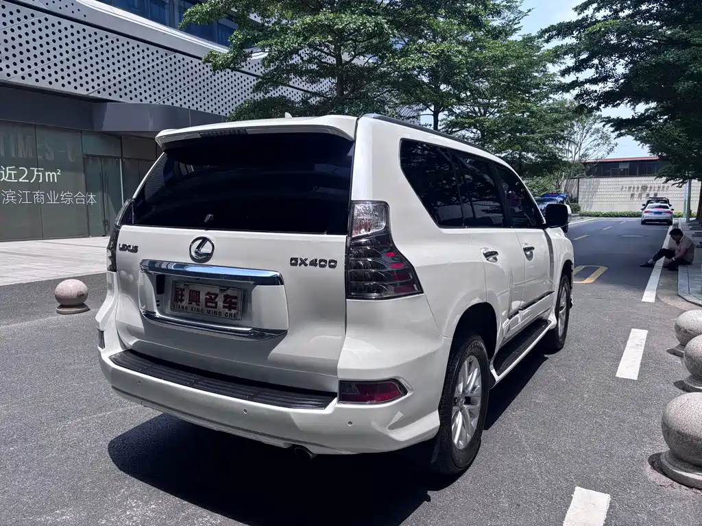 Lexus GX 2013 — фото 18