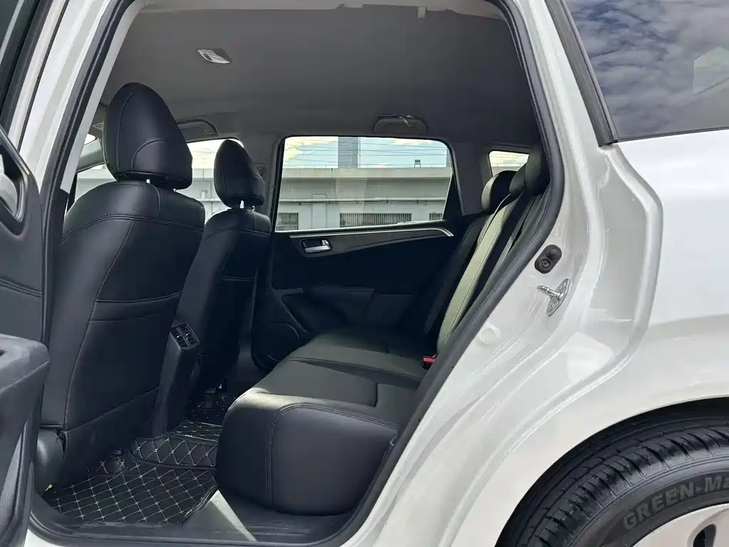 Honda Jade 2017