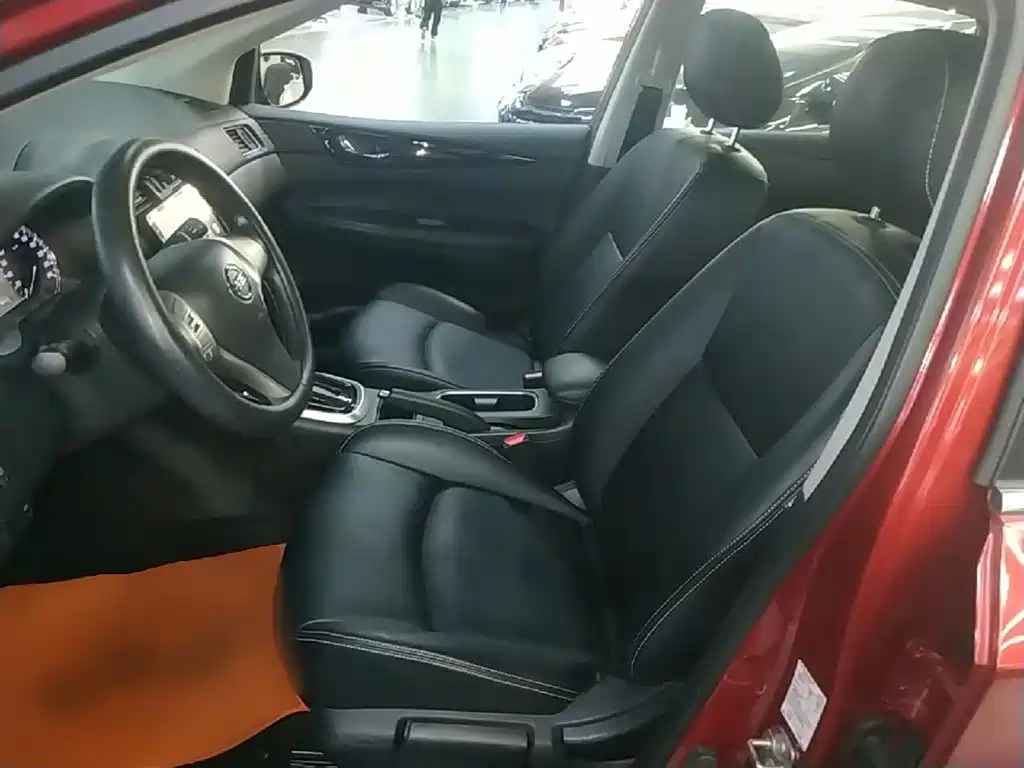 Nissan Tiida 2020 — фото 15