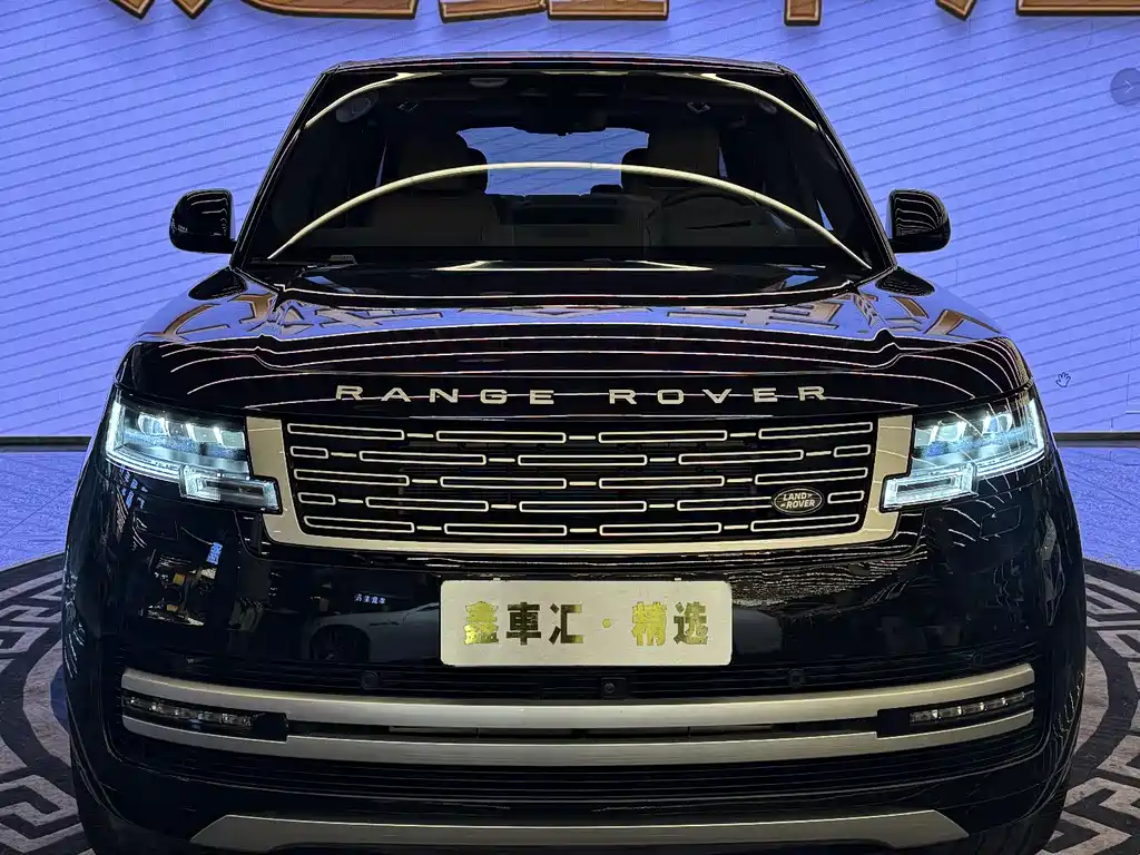 Land Rover Range Rover 2024 — фото 2