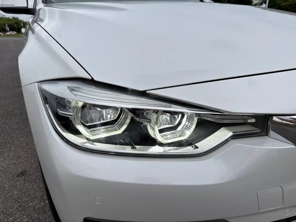 BMW 3 Series 2019