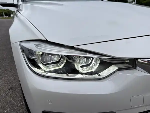 BMW 3 Series 2019