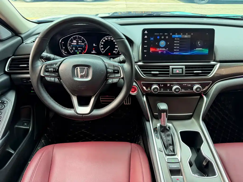 Honda Accord 2023 — фото 8