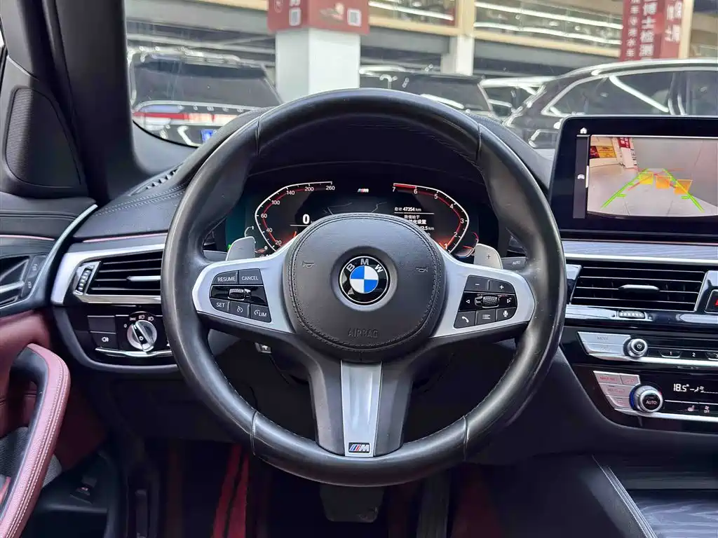 BMW 5 Series 2021 — фото 14