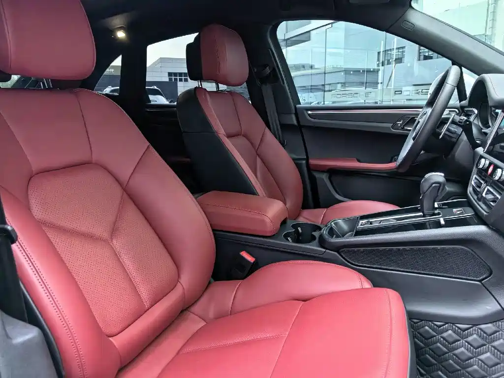 Porsche Macan 2024 — фото 12