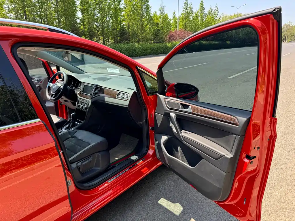 Volkswagen Golf Sportsvan 2019 — фото 15