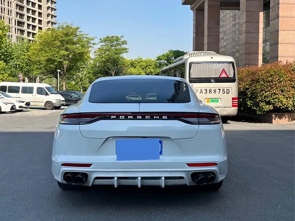 Porsche Panamera 2017 — фото 4