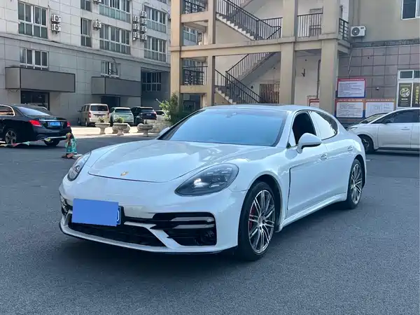 Porsche Panamera 2017