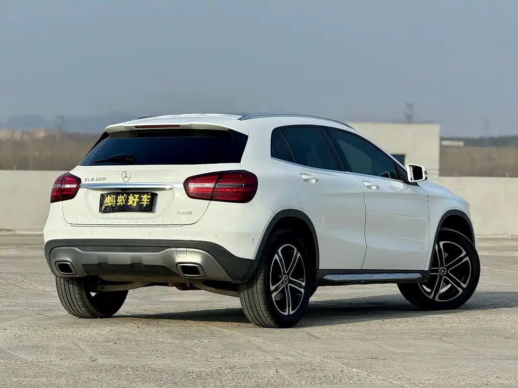 Mercedes-Benz GLA 2018 — фото 8