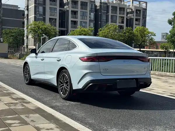 BYD Qin L 2024