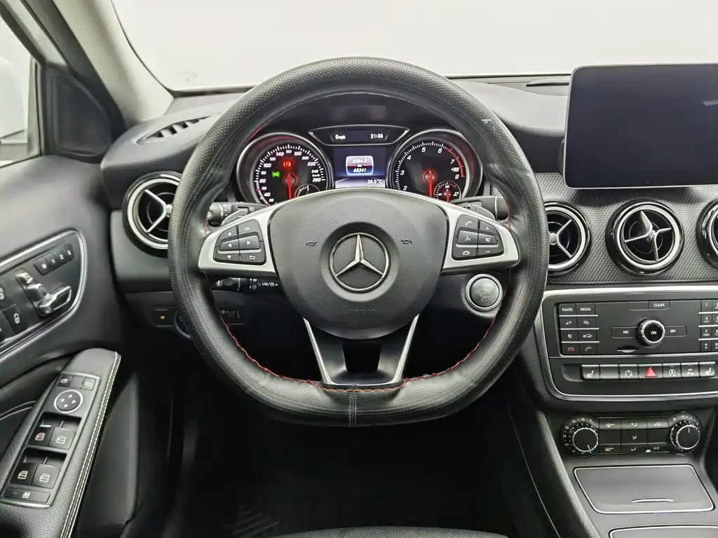 Mercedes-Benz GLA 2019 — фото 11