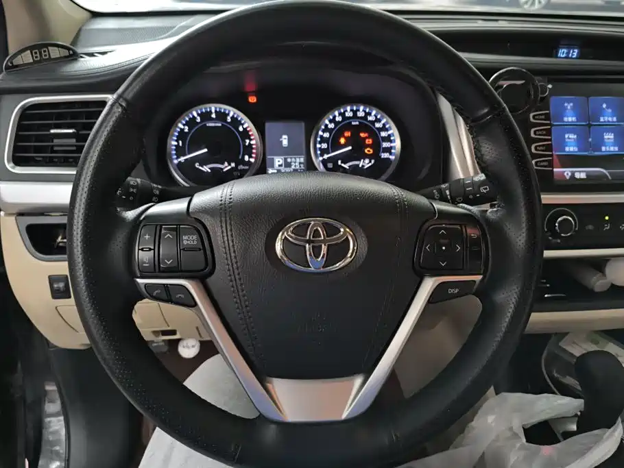 Toyota Highlander 2020 — фото 15
