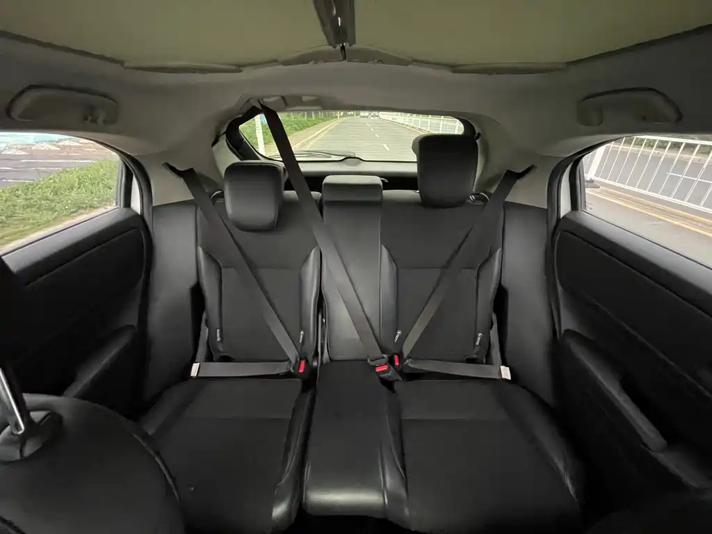Honda Vezel 2023 — фото 25