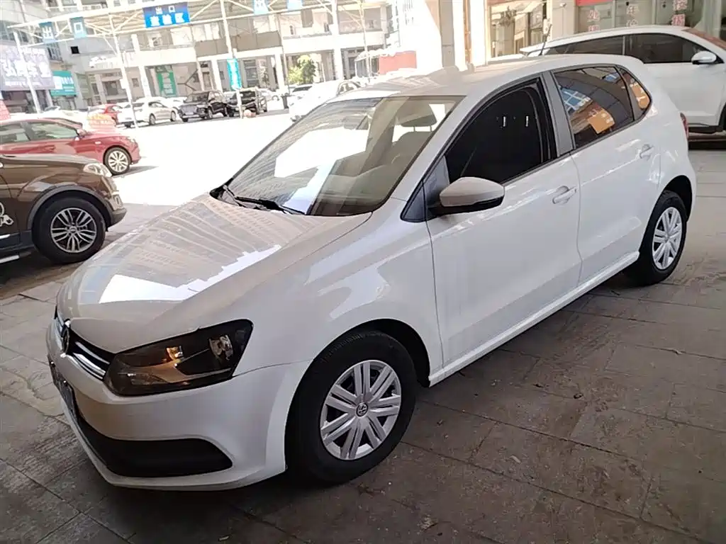 Volkswagen Polo 2018 — фото 2