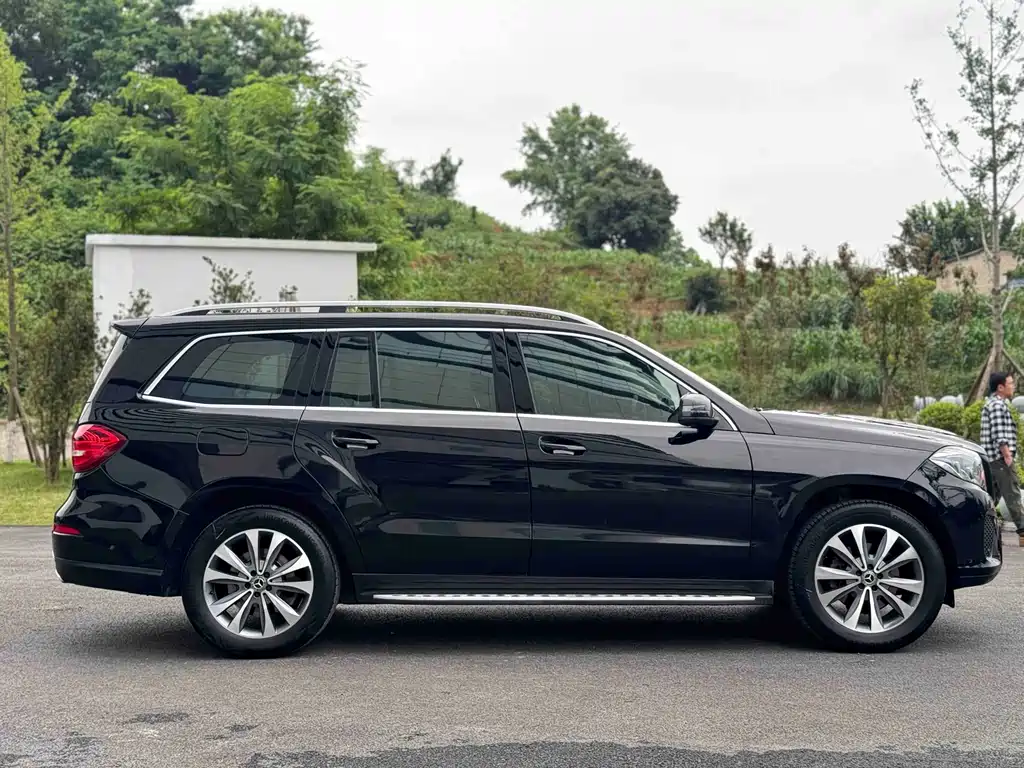 Mercedes-Benz GLS 2018 — фото 14
