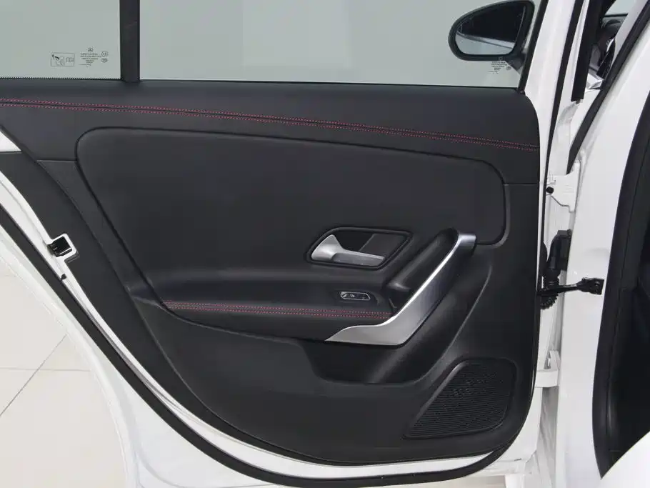 Mercedes-Benz A-Class 2024 — фото 24