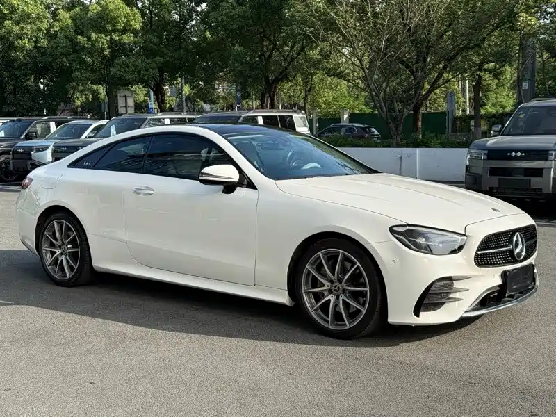 Mercedes-Benz E-Class 2021
