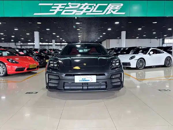 Porsche Panamera 2024