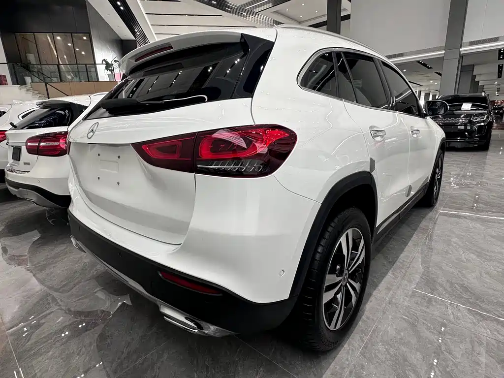 Mercedes-Benz GLA 2020 — фото 9