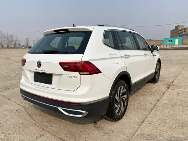 Volkswagen Tiguan L 2023