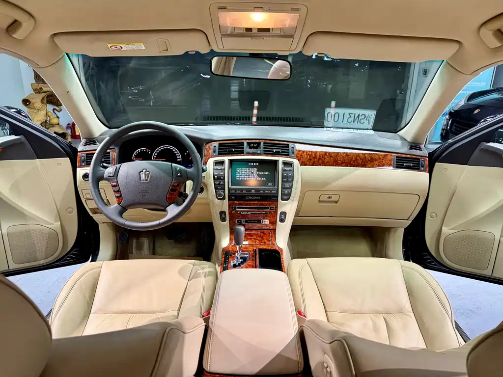 Toyota Crown 2006 — фото 16