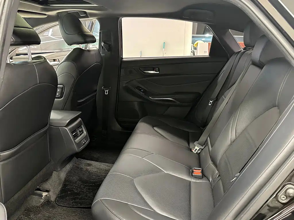 Toyota Avalon 2019 — фото 14