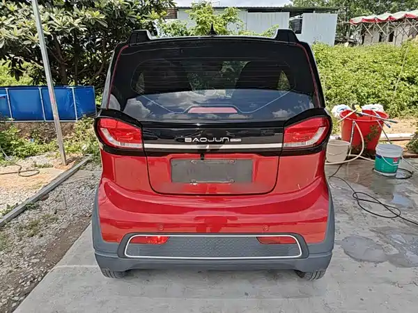 Baojun E100 2021