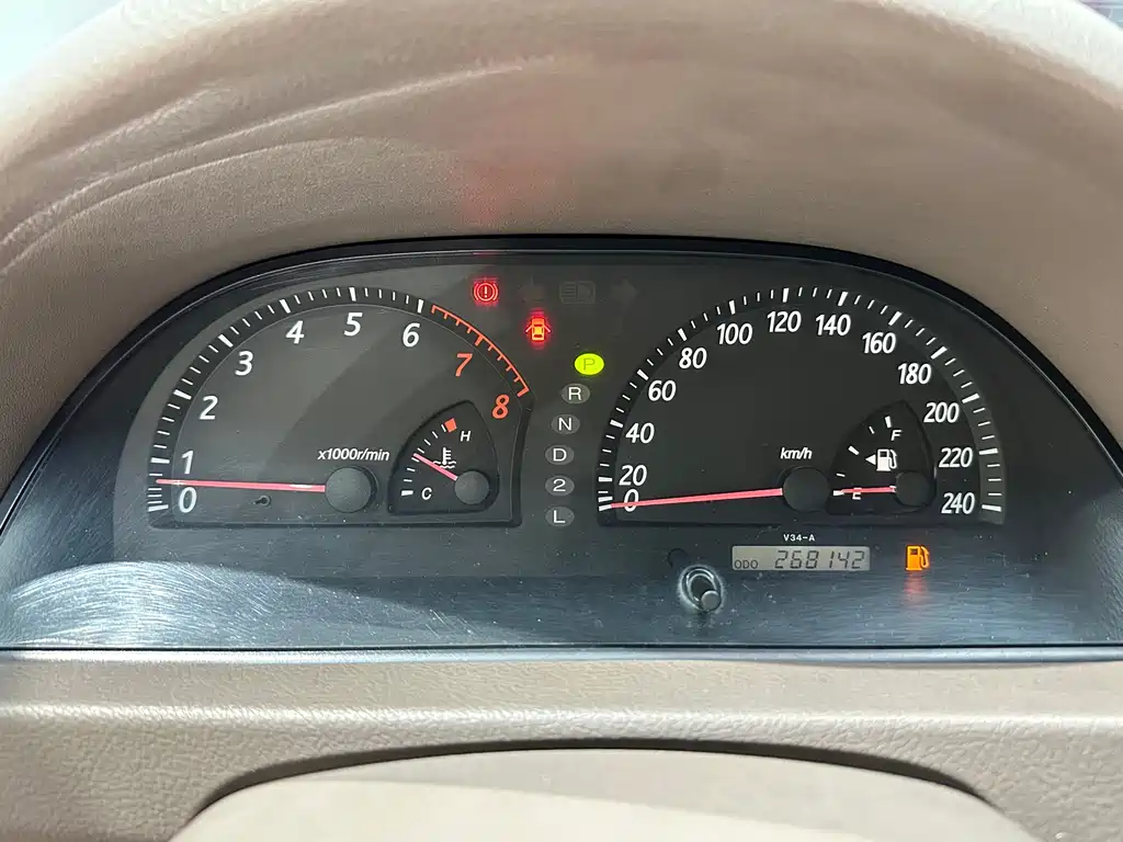 Toyota Camry 2004 — фото 17